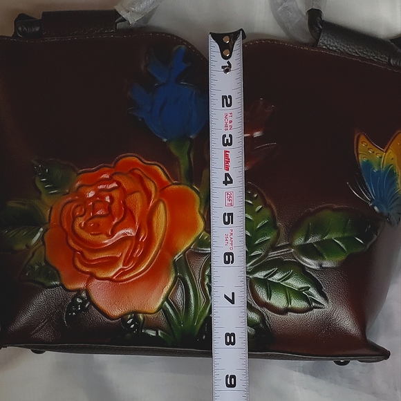 Floral Embossed Brown Leather‎ Bag - Picture 10 of 11